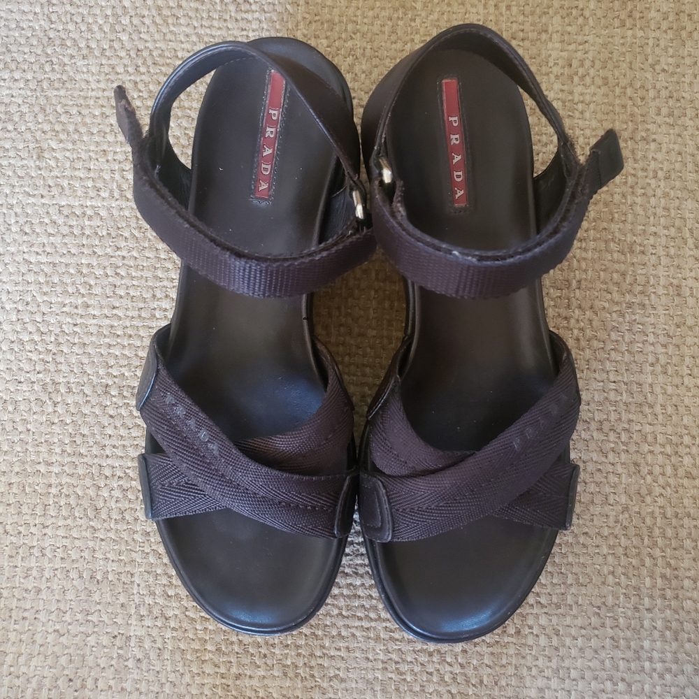 SOLD!💜VINTAGE PRADA PLATFORM SANDALS💋